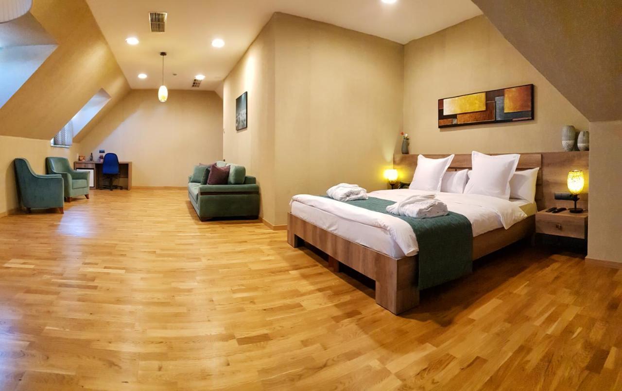 Maison Boutique Hotel 트빌리시 외부 사진